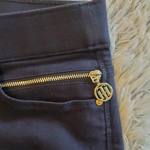 Tommy Hilfiger Gramercy Pull - On Skinny Pants